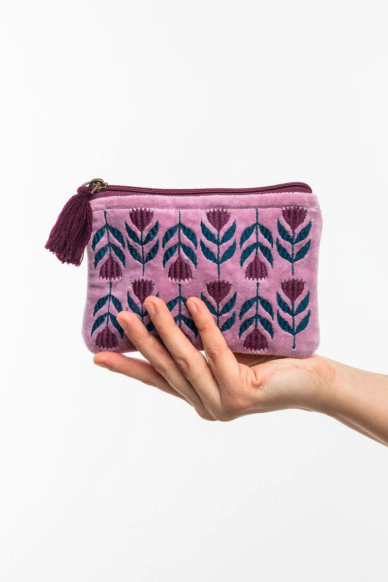 BAG297 -
